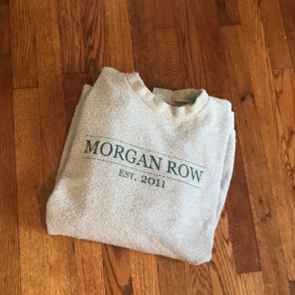NWOT Woolly Threads Sweatshirt